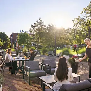 https://novotel.hotelswroclaw.com